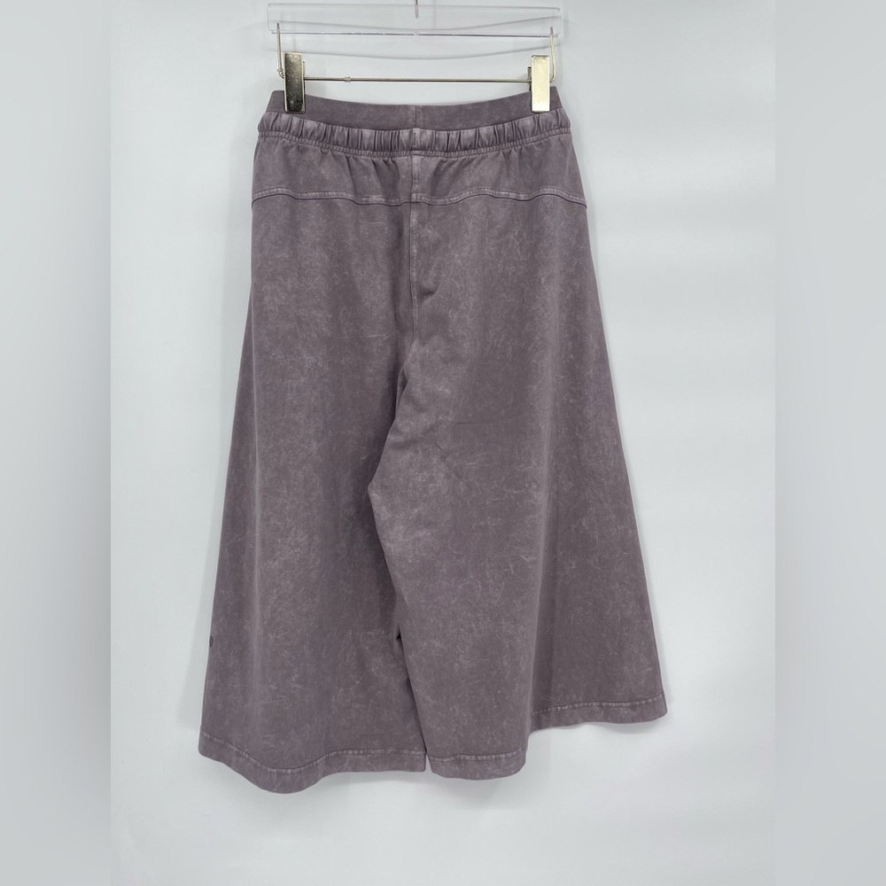 lululemon athletica Light Gray Wide Leg Culottes - Picture 4 of 9